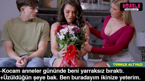Anneler gününde kız arkadaşımı ve komşumun karısını aynı anda siktim